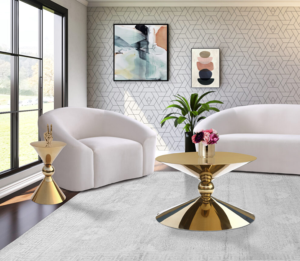 میز جلو مبلی طلایی با طراحی منحصر بفرد و زیبا